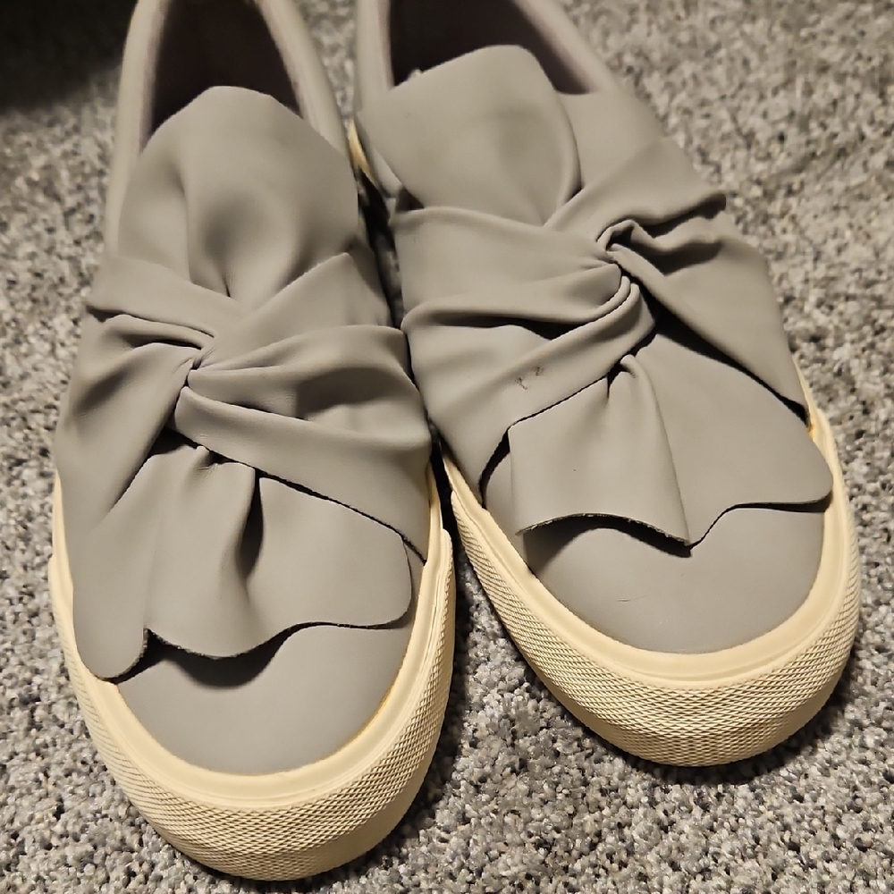 Women's Slip-On Shoes Size 8